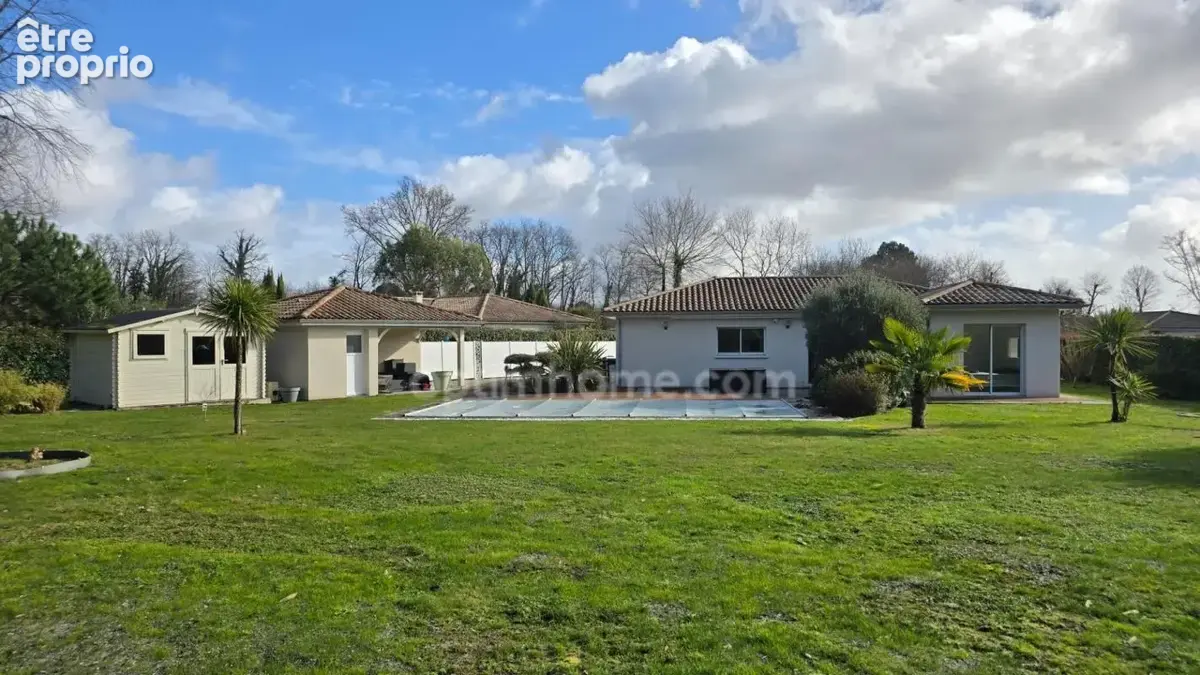 Villa contemporaine d’exception – 160 m² - 6 pièces à SAUCATS (33) - photo 1