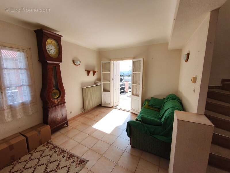 Maison de village 3 faces avec jardin vue dégagée – Montferrer (66) - photo 4