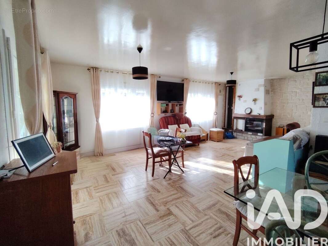 Photo 7 - Maison à MOREUIL