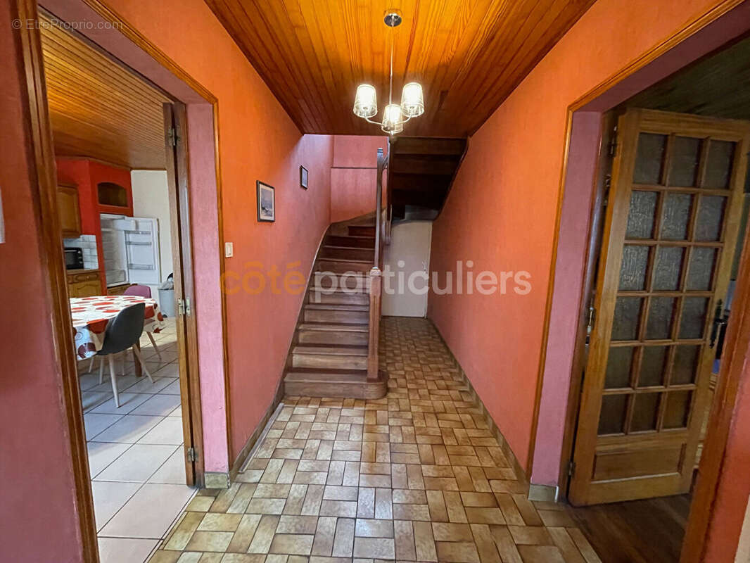 Maison à NAIZIN