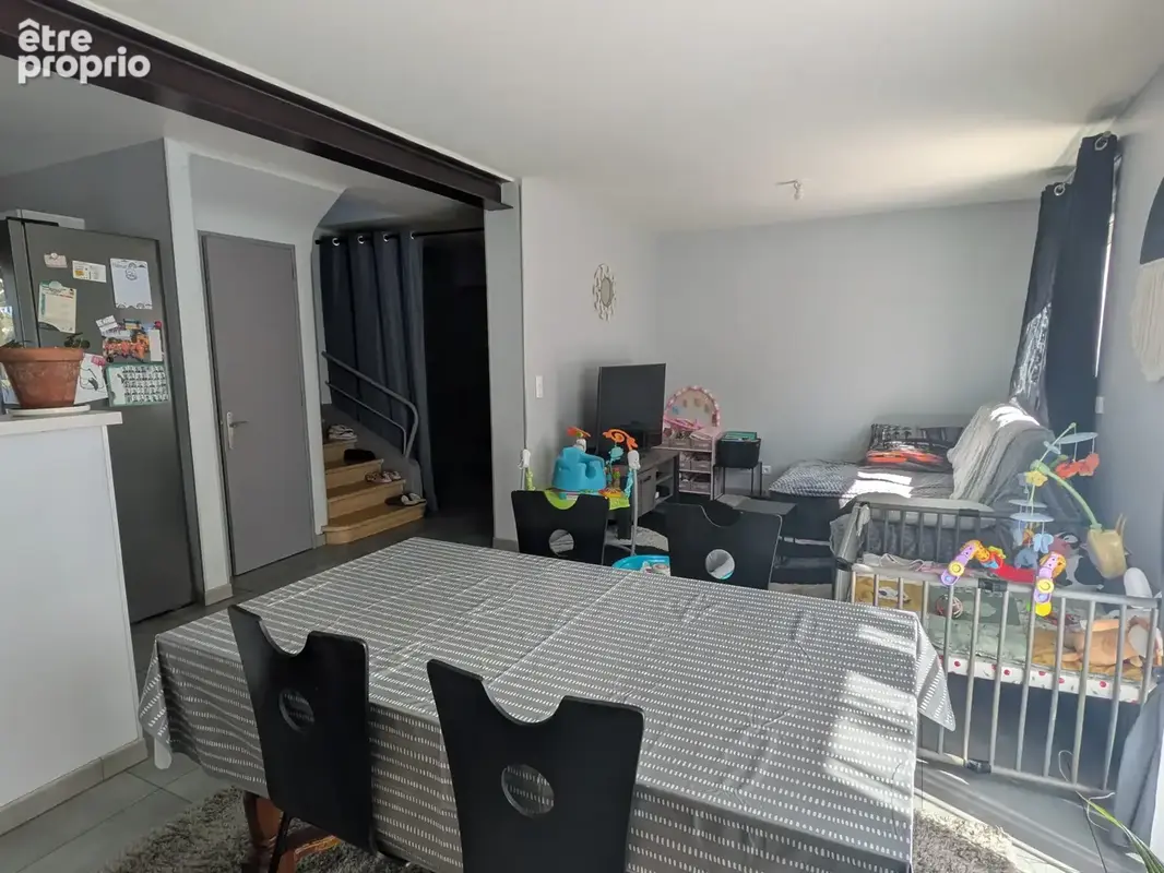 Maison avec jardin et garage - photo 2