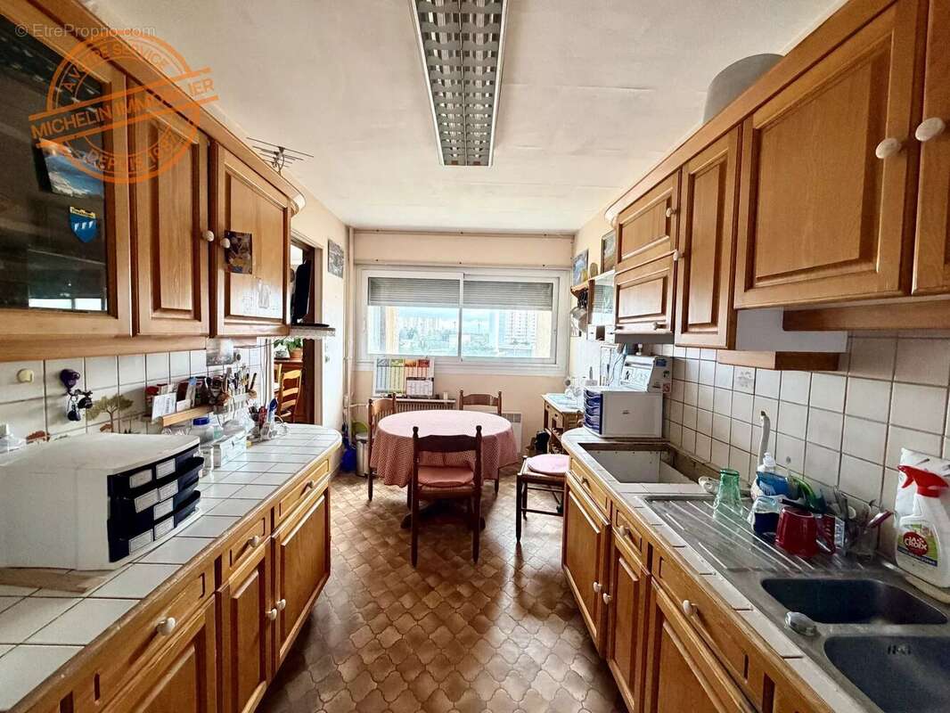 Appartement à CHAMPAGNE-AU-MONT-D'OR