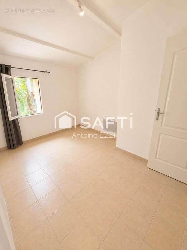 Photo 3 - Appartement à EYGUIERES