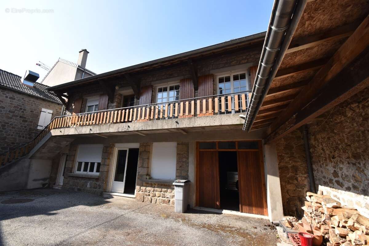 Maison à vendre 5 pièces SAINT AGREVE (07) - photo 2