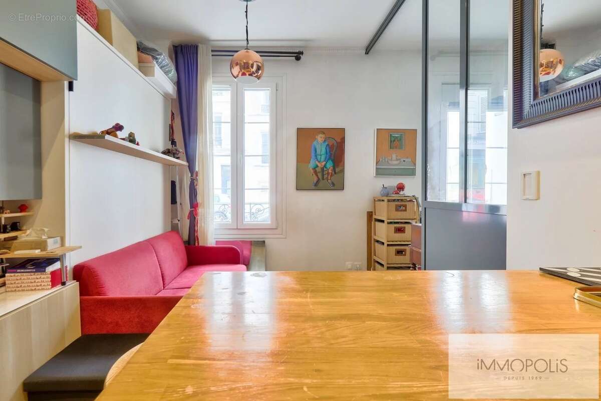 Appartement à PARIS-18E