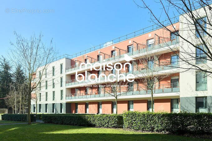 Appartement à SAINT-CYR-L'ECOLE