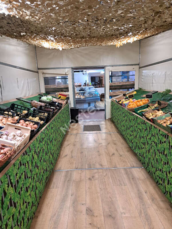 Commerce à LA GRANDE-MOTTE