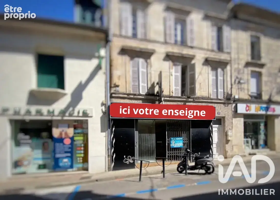 Photo 1 - Commerce à JONZAC