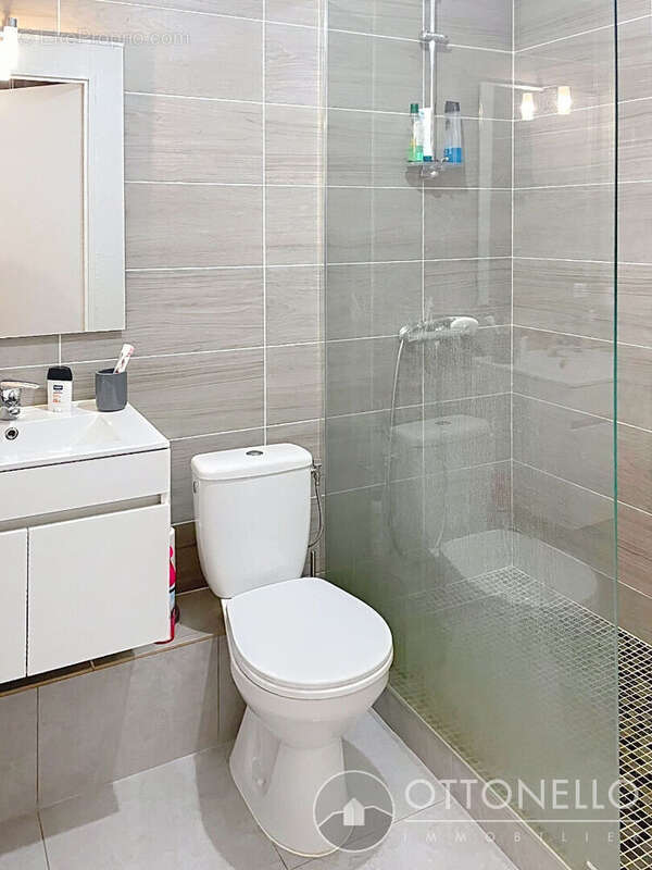 Appartement Roquebrune Sur Argens 1 pièce 29,40 m2 avec terrasse, cave et parking - photo 5
