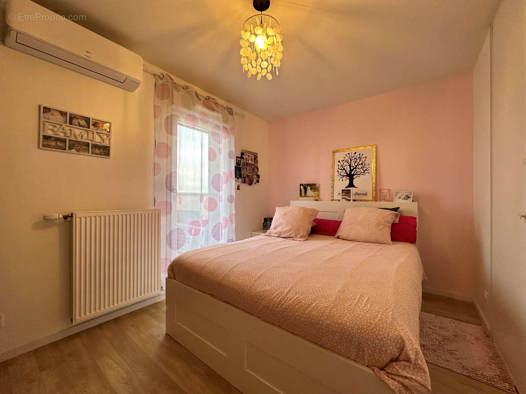 Appartement à L&#039;ISLE-D&#039;ABEAU