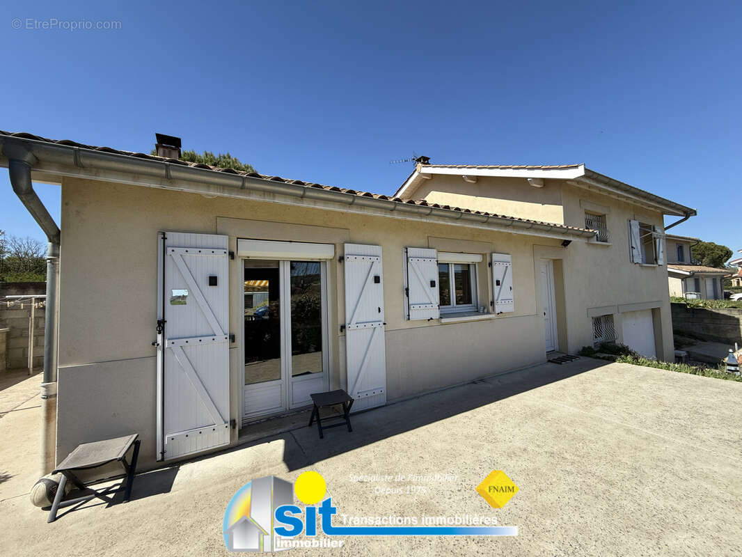 Maison à REVENTIN-VAUGRIS