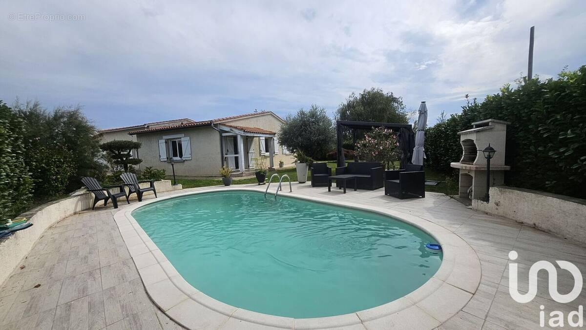 Photo 1 - Maison à CAZERES