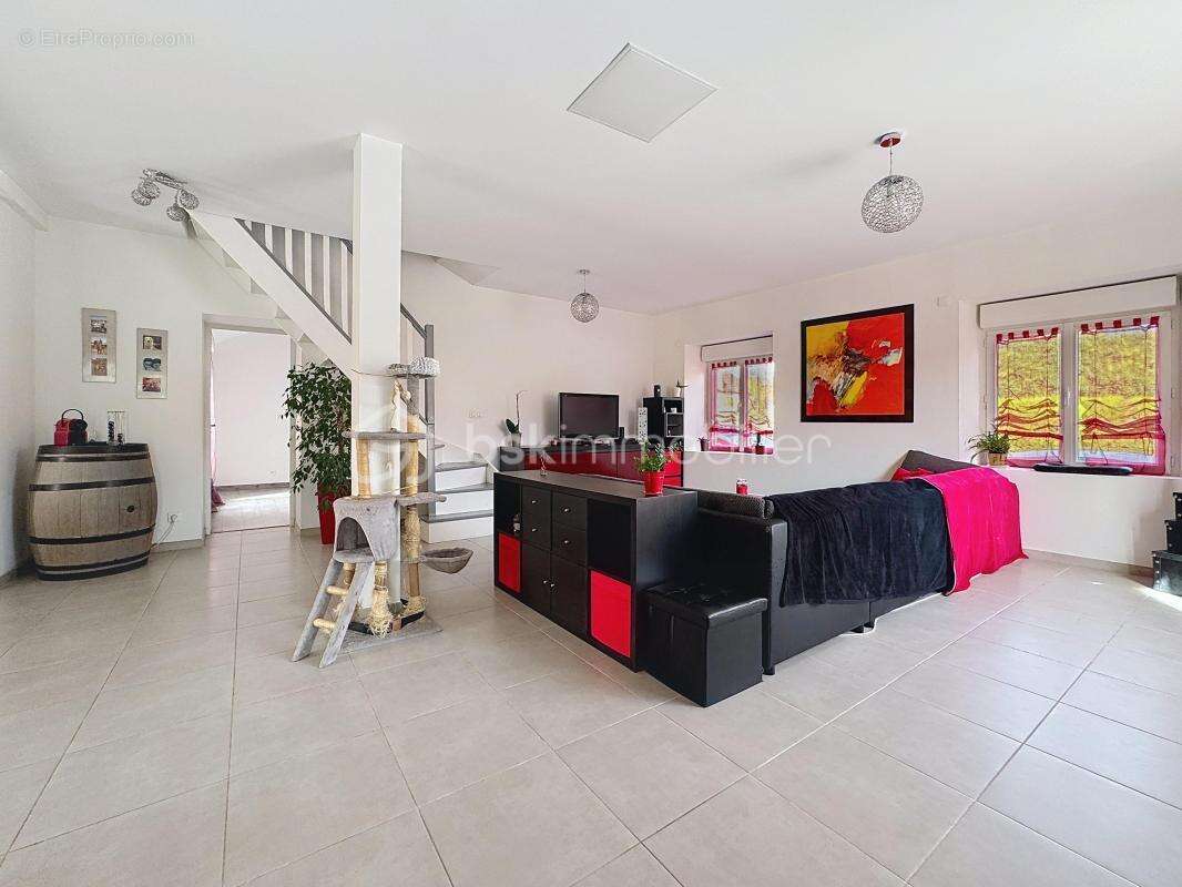 Maison à GARANCIERES