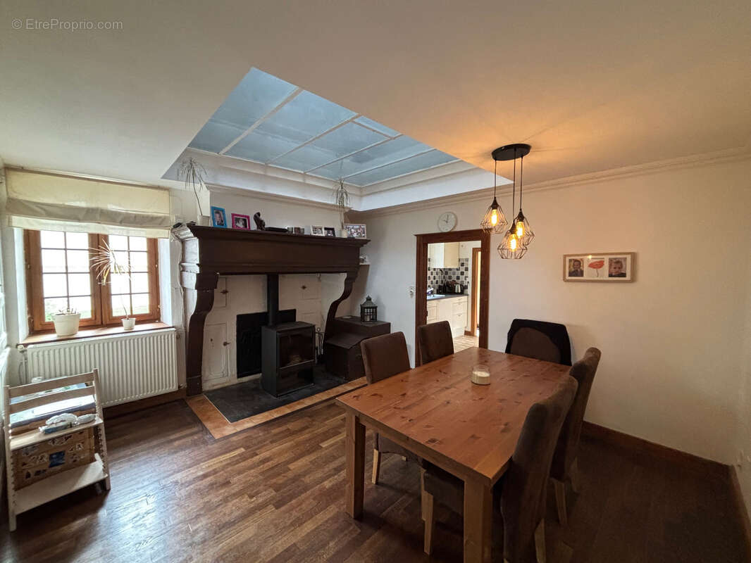 Maison à LONGCHAMPS-SUR-AIRE