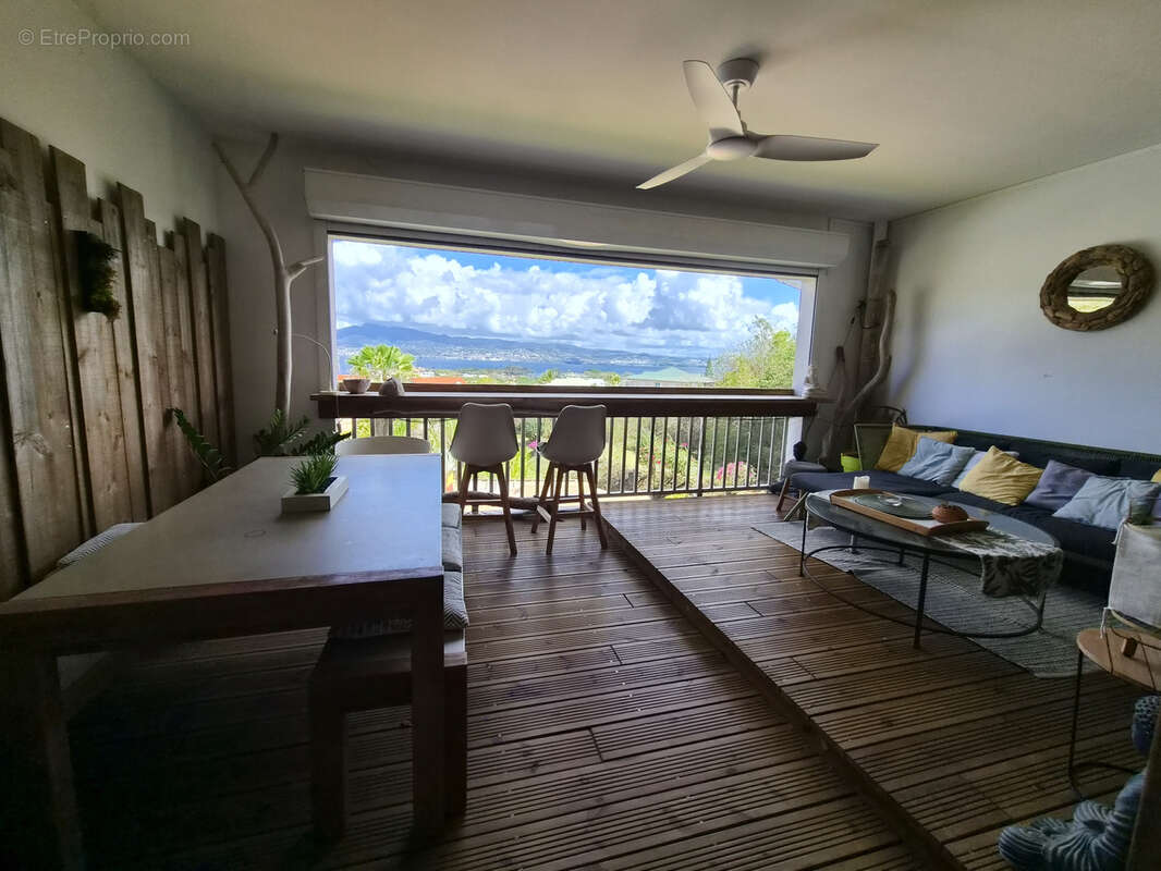 Appartement à LES TROIS-ILETS