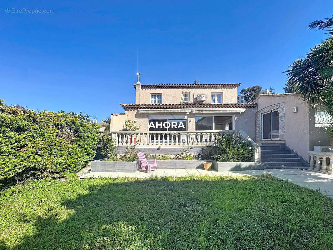 Maison à MARSEILLE-9E