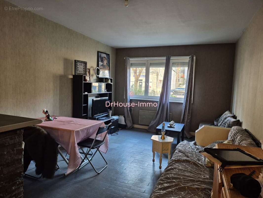 Appartement à SAINT-ETIENNE