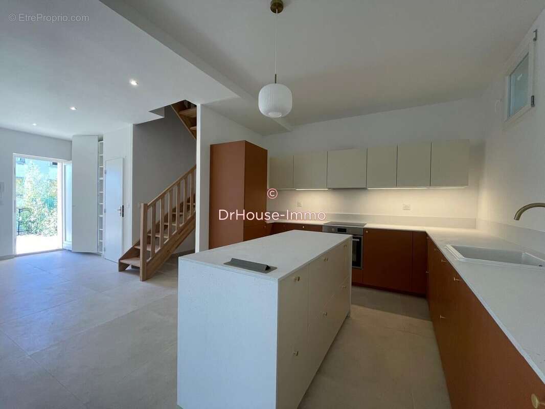 Maison à MARSEILLE-8E