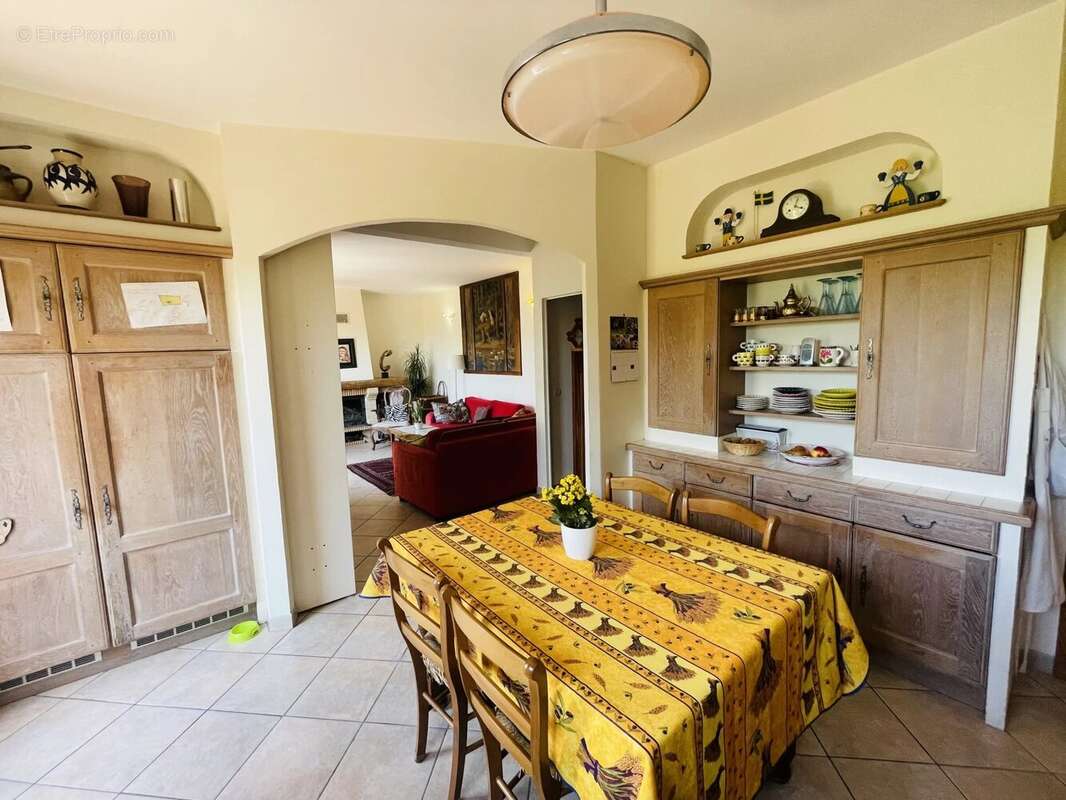 Maison à BERRE-LES-ALPES