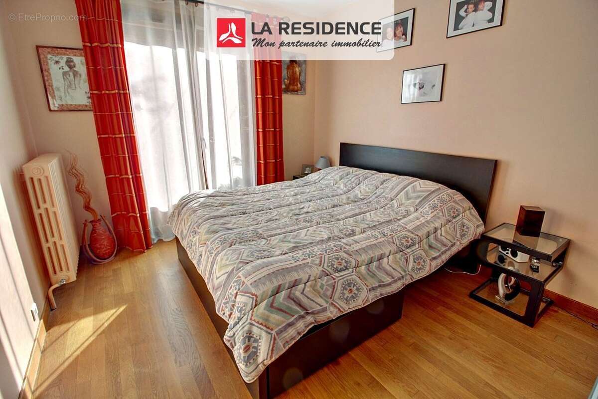 Maison à VAUX-SUR-SEINE