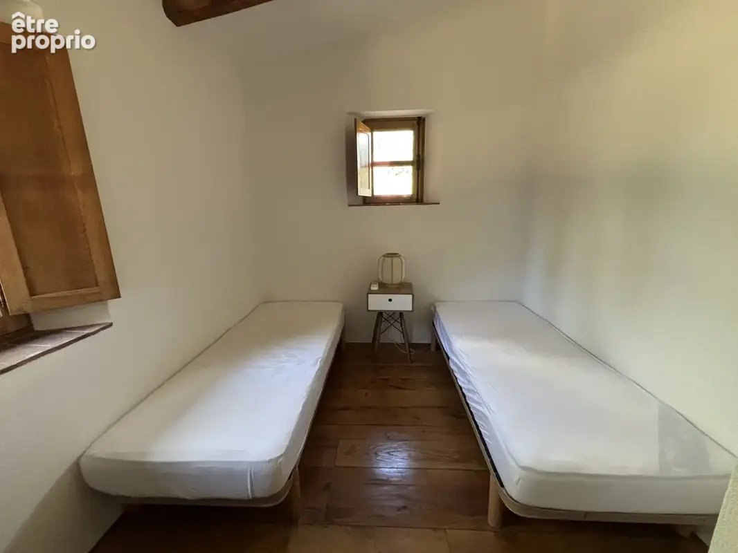 Charmante bergerie de 116m2 avec piscine et jardin arboré - photo 16