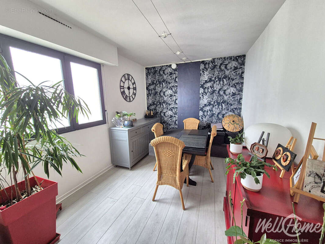 Appartement à SAINT-OUEN-L'AUMONE