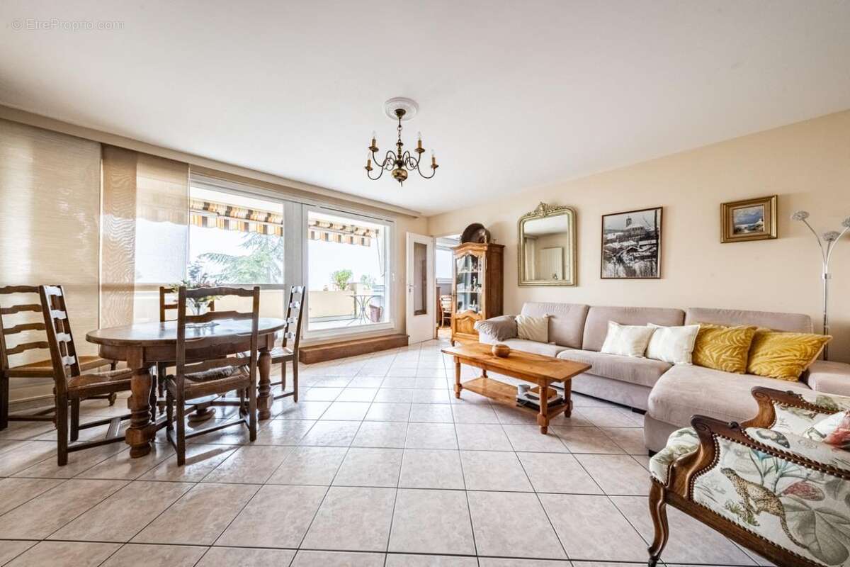 Appartement à TALANT