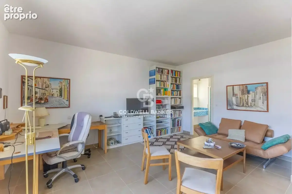L'ile-rousse - Centre ville - Grand T4 en duplex - Cave & garage - photo 26