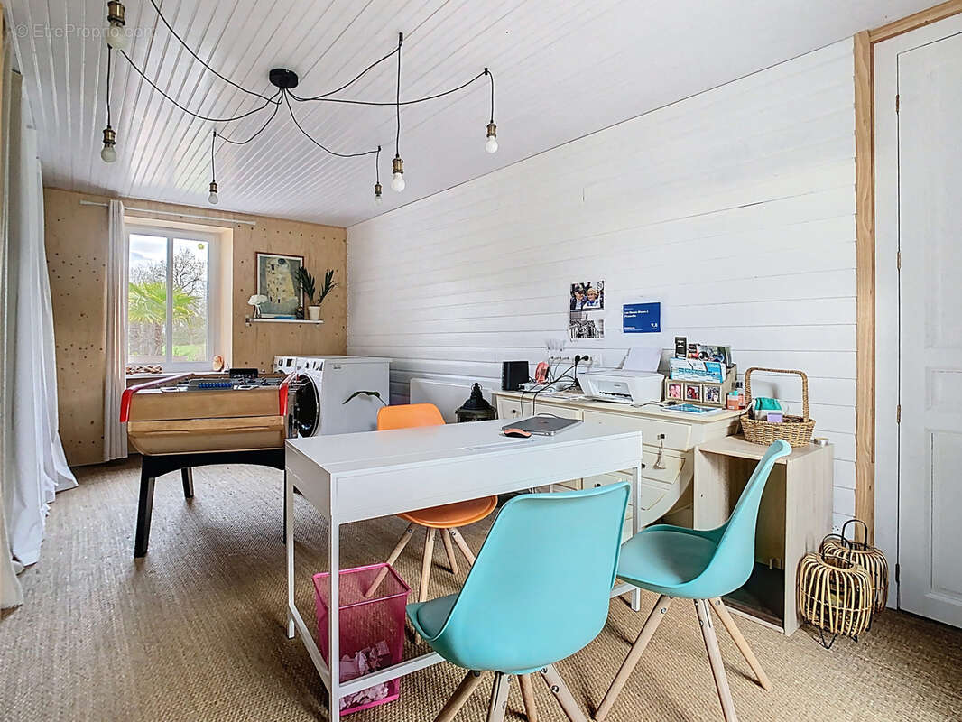 Maison à PICAUVILLE