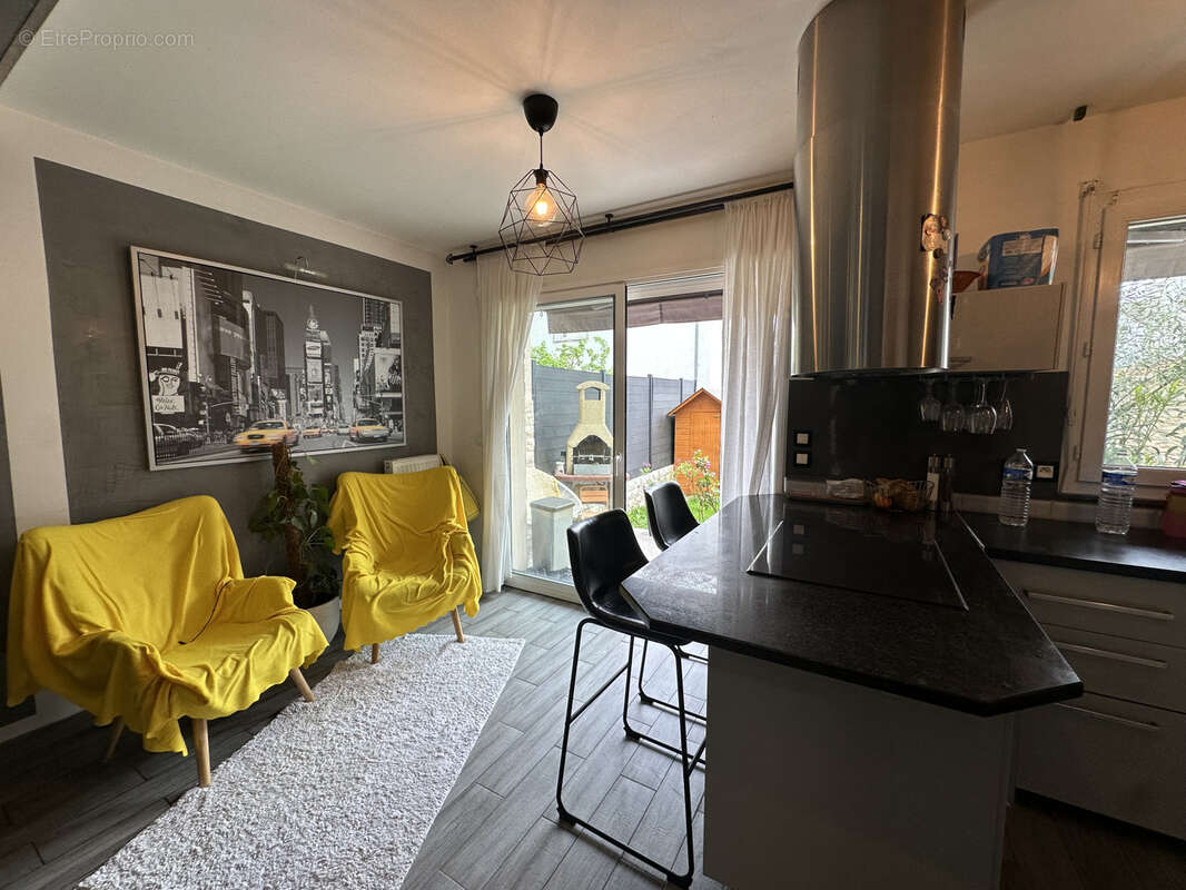 Maison à CHAMPIGNY-SUR-MARNE