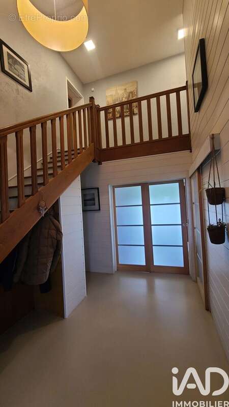 Photo 2 - Maison à VILLEBERNIER