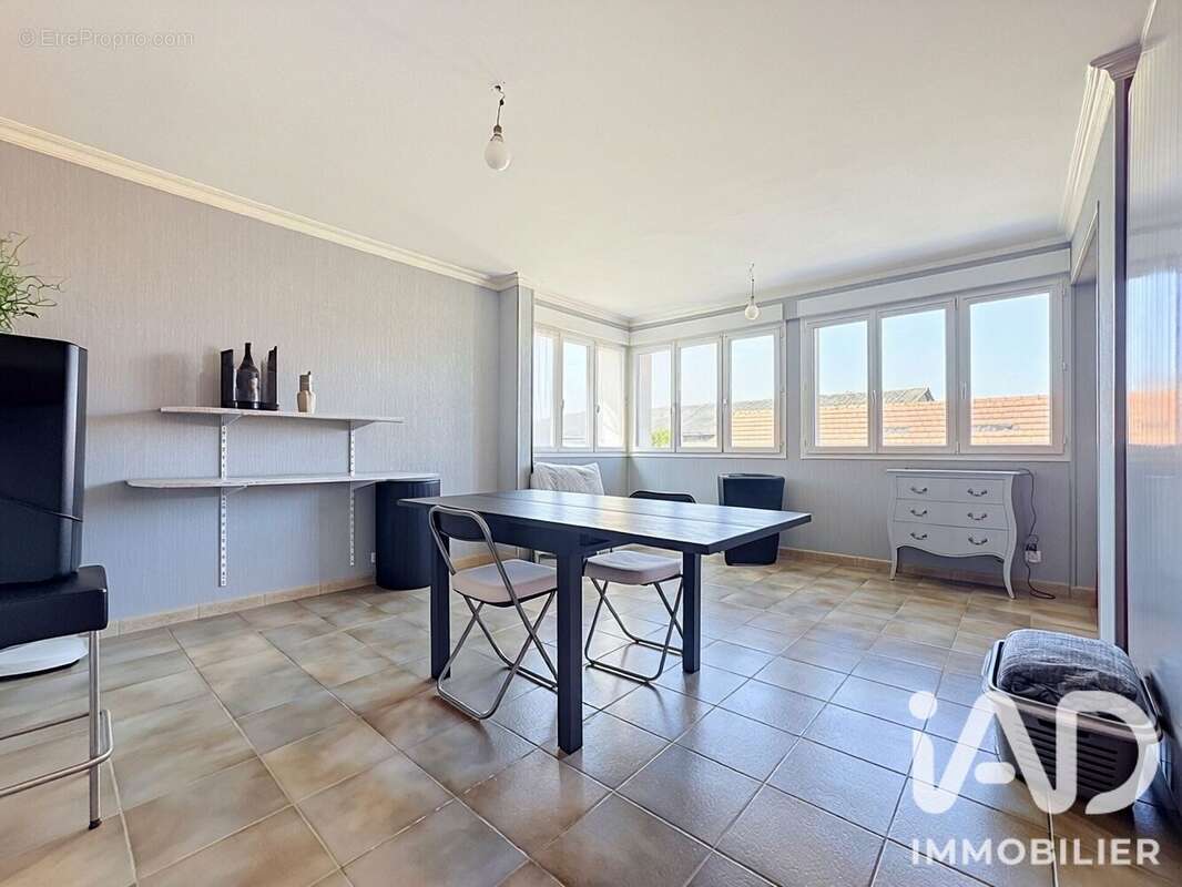 Maison 124 m² à Mondonville-Saint-Jean  - photo 4