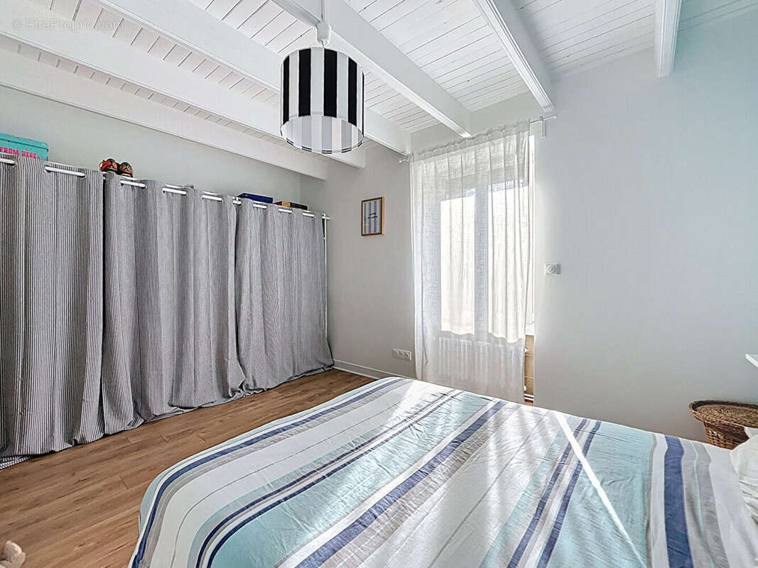 Maison à MINIAC-MORVAN