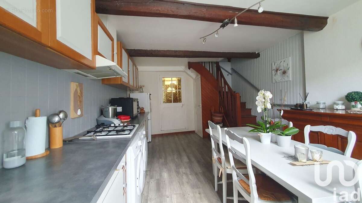 Photo 4 - Maison à MARINGUES