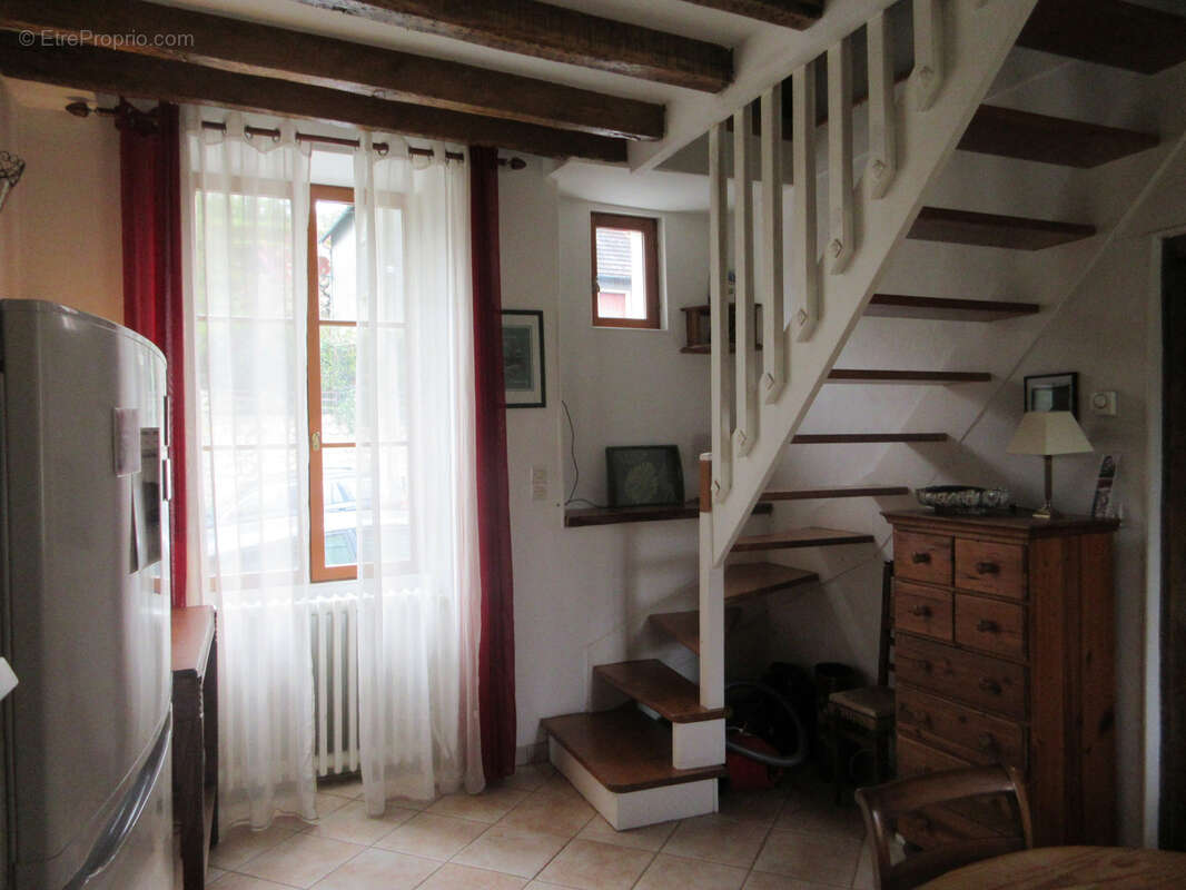 Maison à SAINT-MARCEL