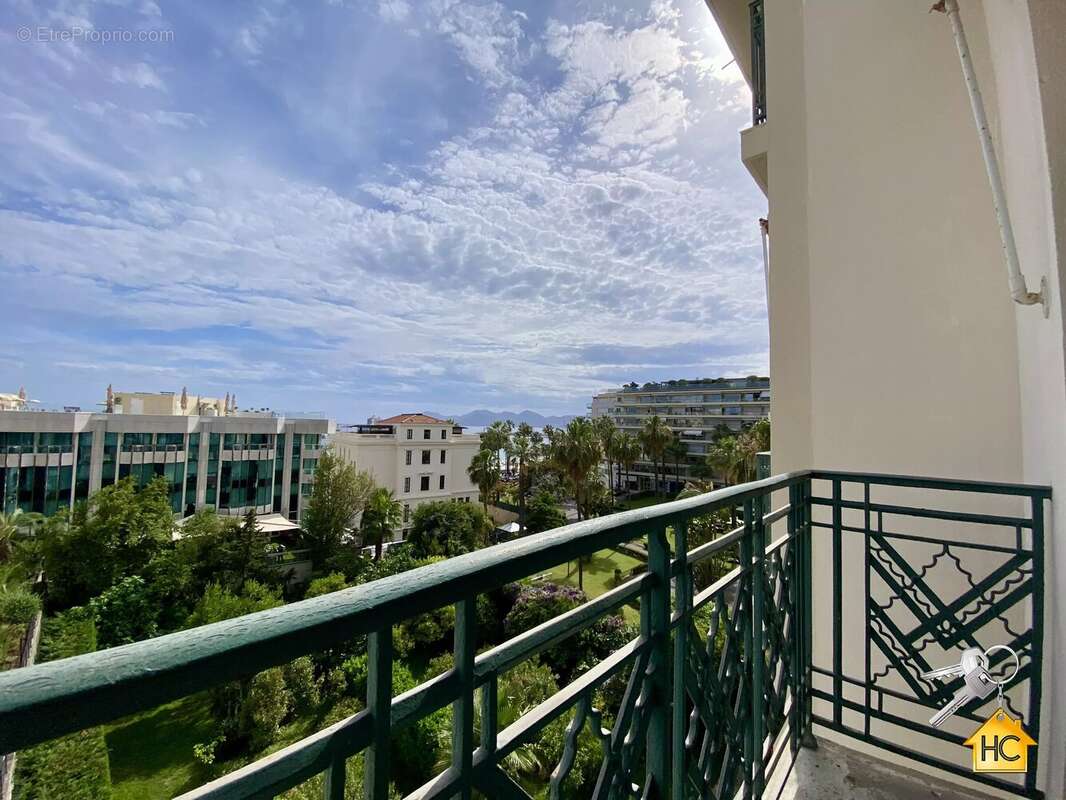 Appartement à CANNES