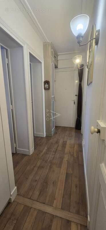 Appartement à PARIS-20E