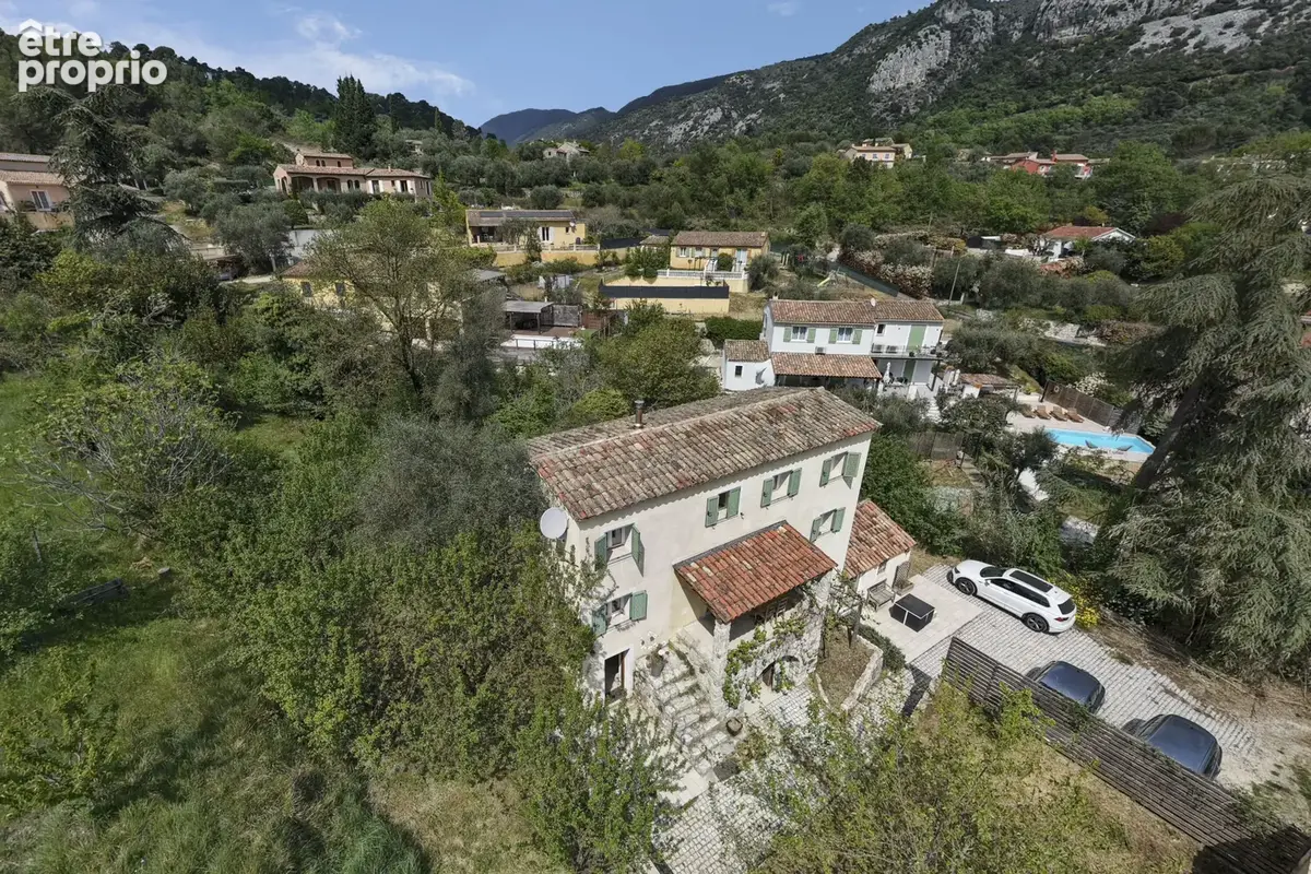 Maison 5 pièces 144 m² à vendre à Tourrette-Levens (06690) - photo 22