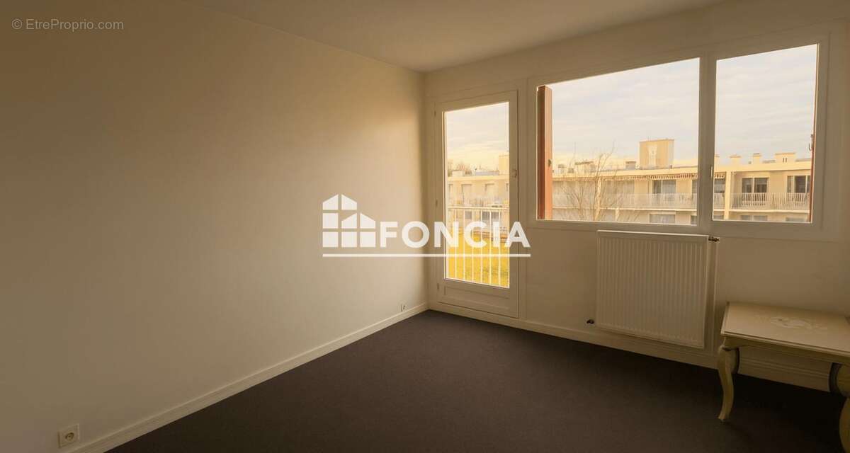 Appartement à RUEIL-MALMAISON