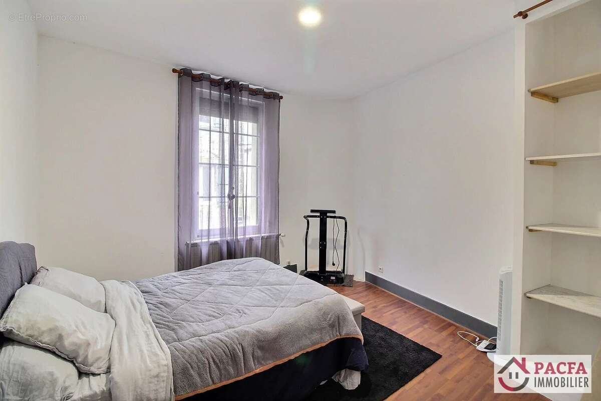 Maison à LABRUGUIERE