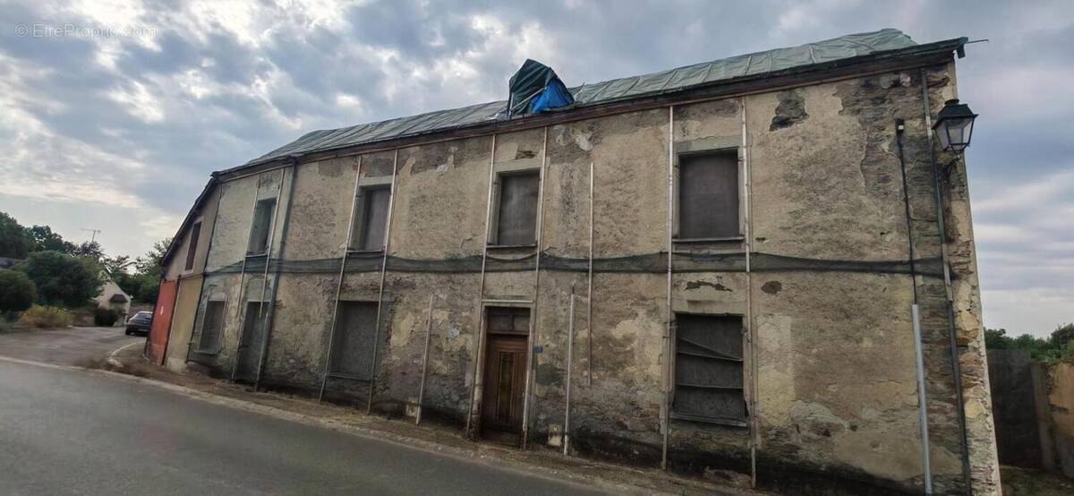 Maison à LA CROPTE