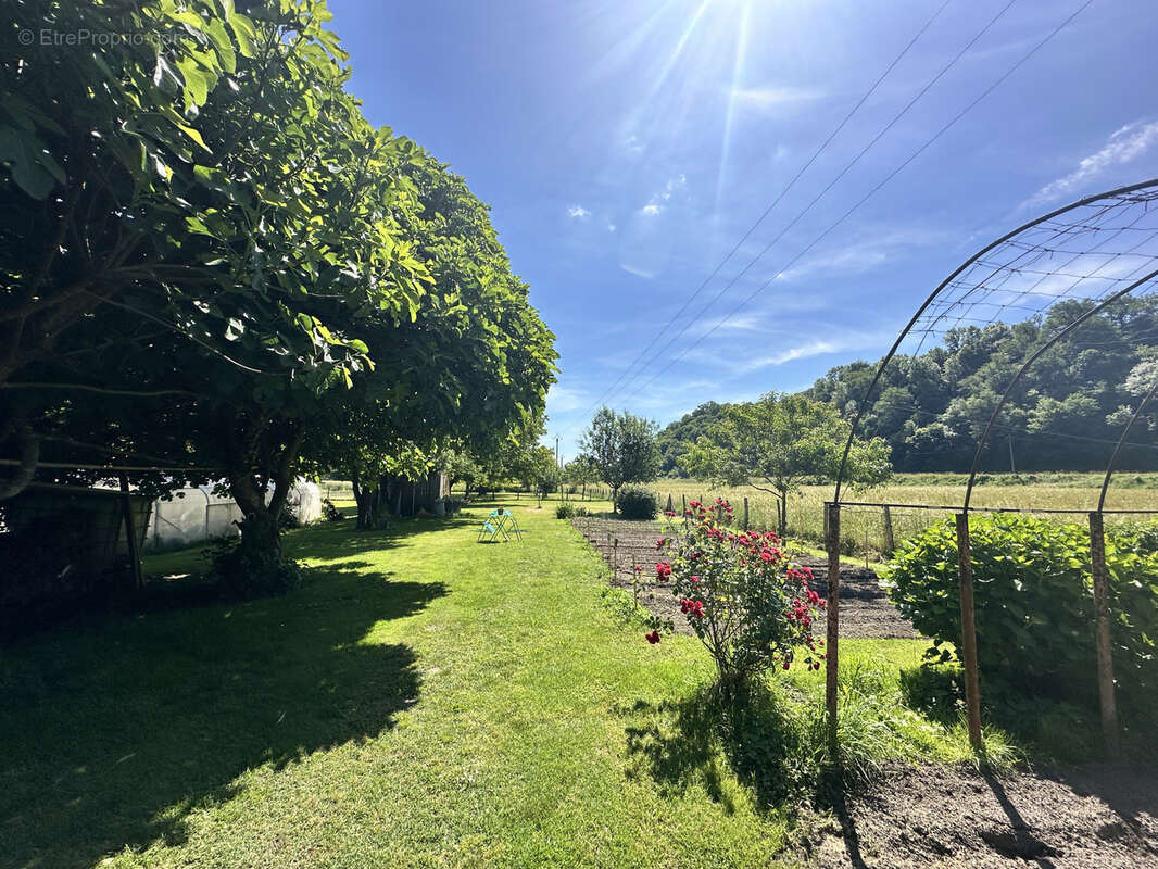 Maison à BOISSE-PENCHOT