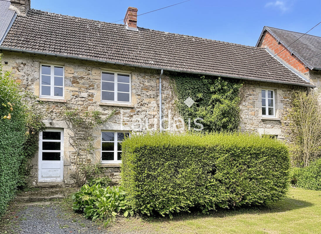 Maison à LE LOREY