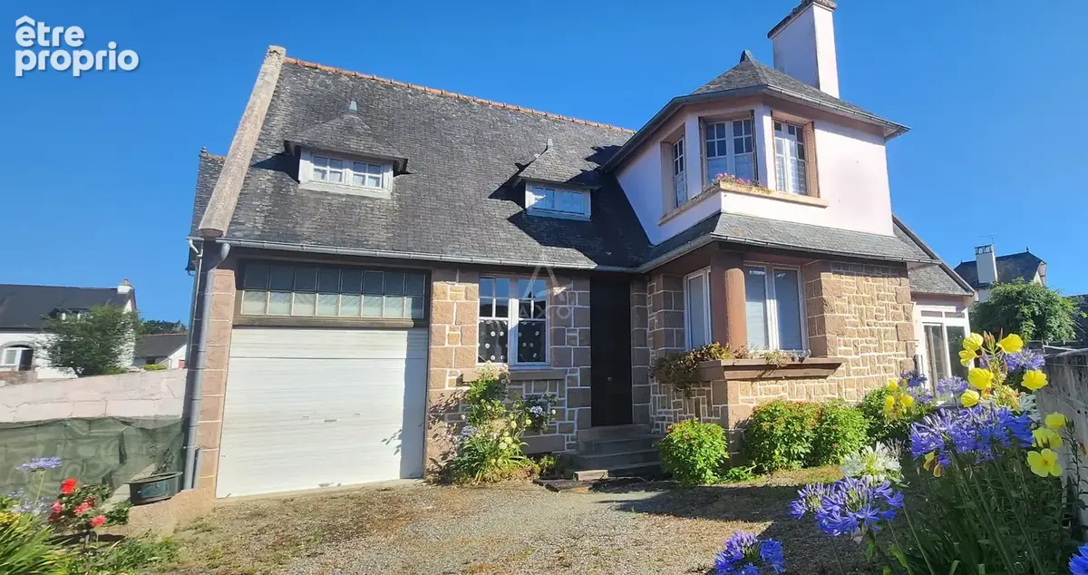 Maison à PONTRIEUX