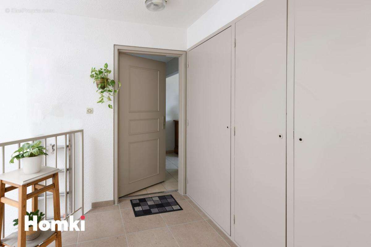 DPE C Appartement 3 pièces de 65 m2 avec terrasse et garage à Nîmes Capouchiné - photo 13