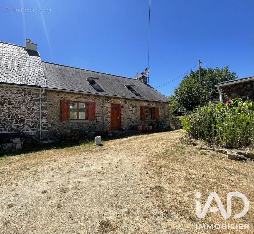 Photo 1 - Maison à SAINT-BARNABE