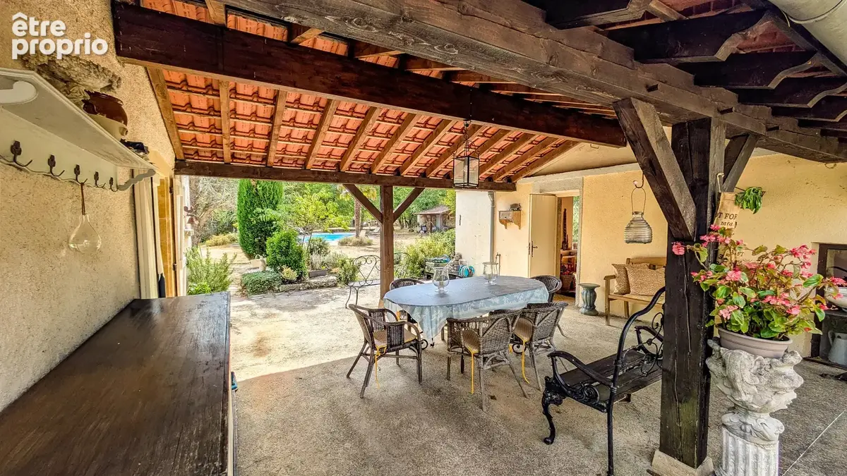 Maison en pierre à vendre près de Livernon, avec piscine, court de tennis et annexe pour invités - photo 7
