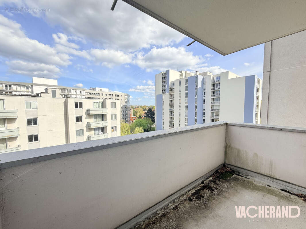 Appartement à LA MADELEINE