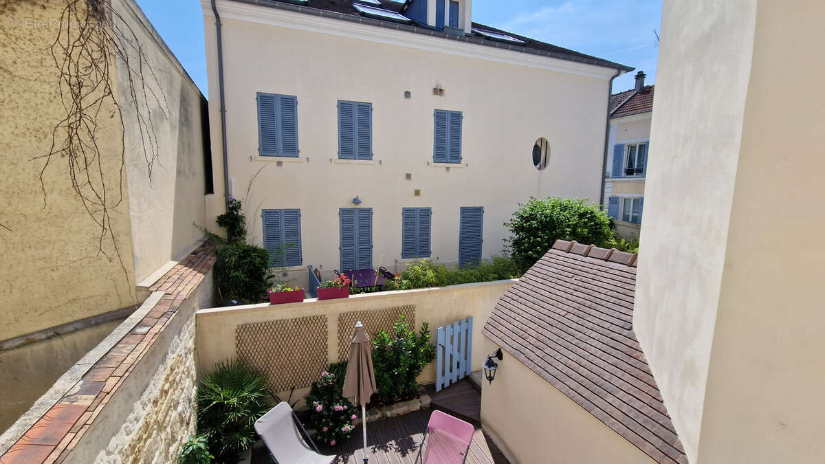 Appartement à RUEIL-MALMAISON