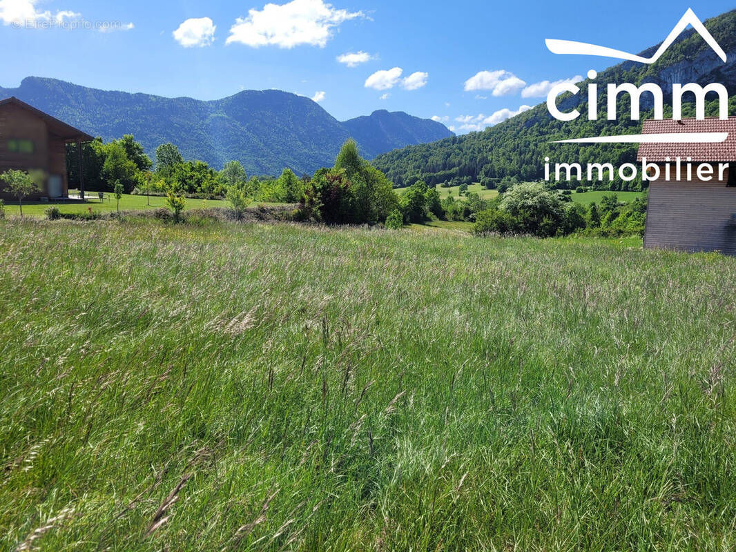 Terrain à LA CHAPELLE-EN-VERCORS